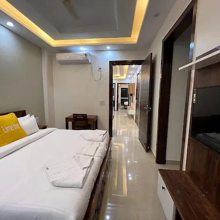Lime Tree Two Bhk Service Apartment Golf Course Road Gurgaon Exterior photo