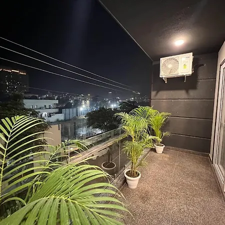 Lime Tree Two Bhk Service Apartment Golf Course Road Gurgaon Exterior photo