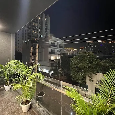 Lime Tree Two Bhk Service Apartment Golf Course Road Gurgaon Exterior photo