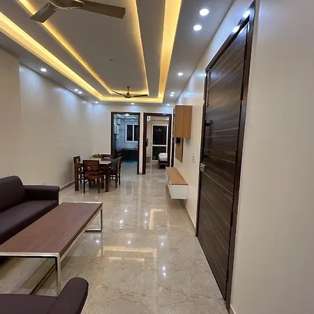 Lime Tree Two Bhk Service Apartment Golf Course Road Gurgaon Exterior photo