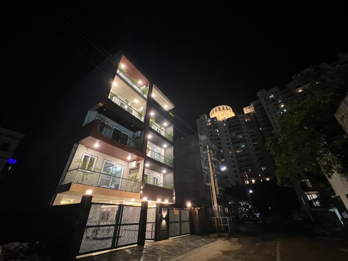 Lime Tree Two Bhk Service Golf Course Road Apartment