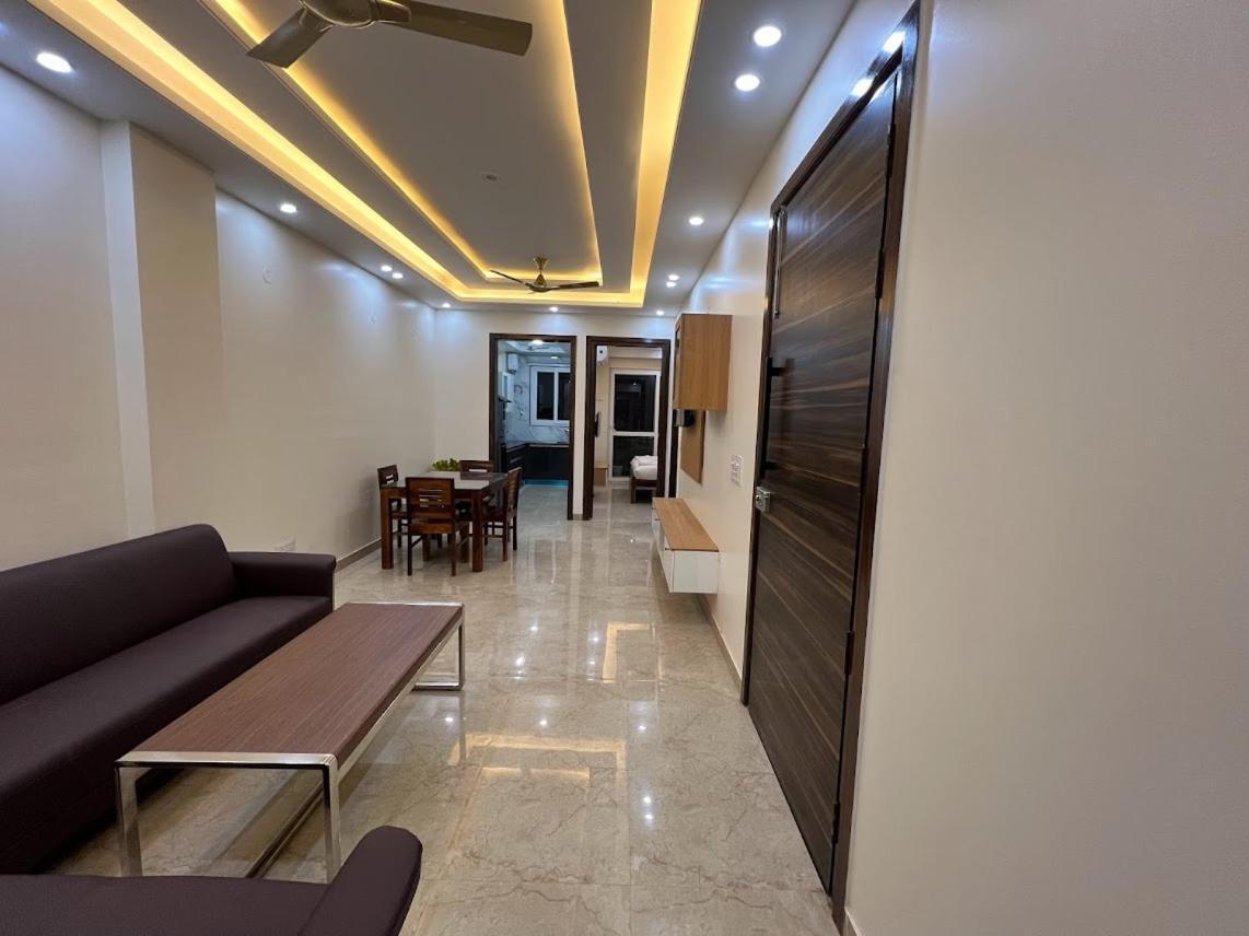 Lime Tree Two Bhk Service Golf Course Road Apartment Gurgaon