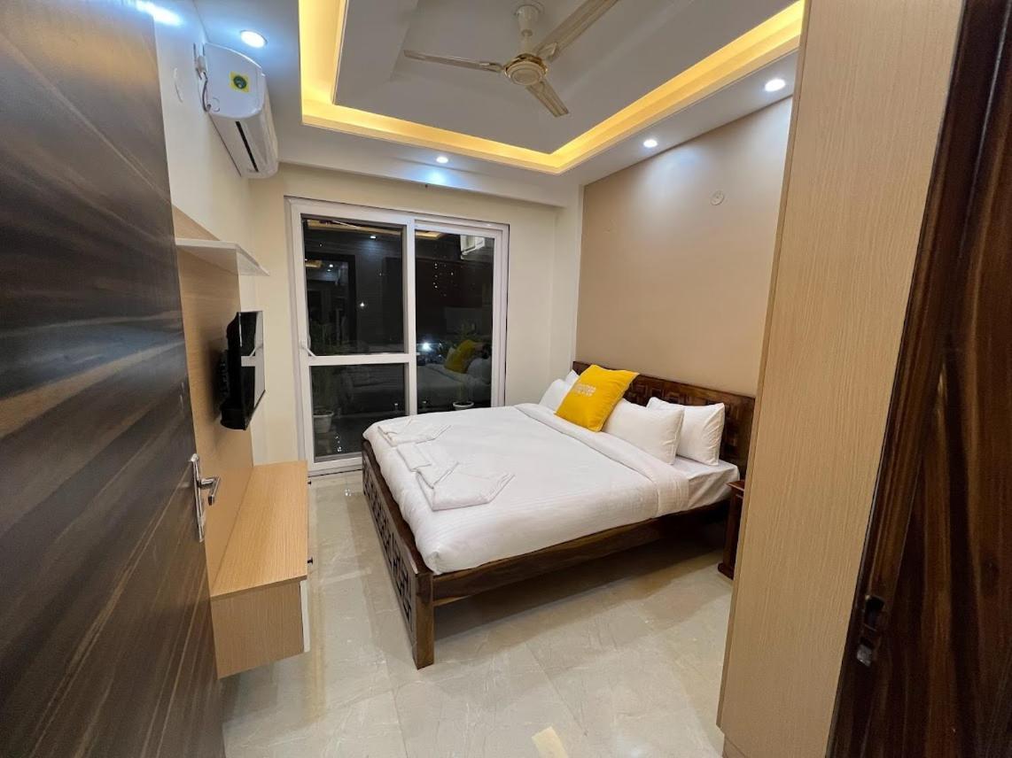 Lime Tree Two Bhk Service Golf Course Road Gurgaon